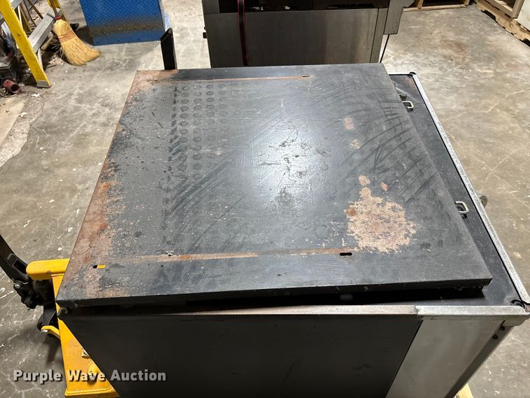 image for item EE4247 (3) ovens