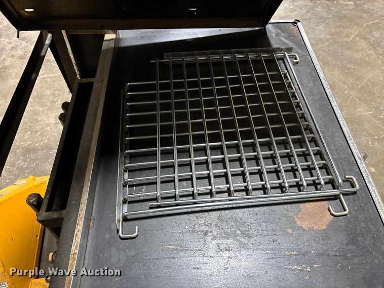 image for item EE4247 (3) ovens