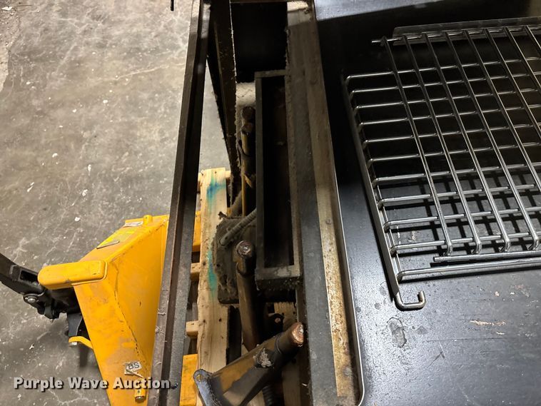 image for item EE4247 (3) ovens