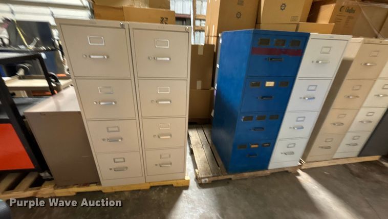 image for item EE4251 (6) filing cabinets