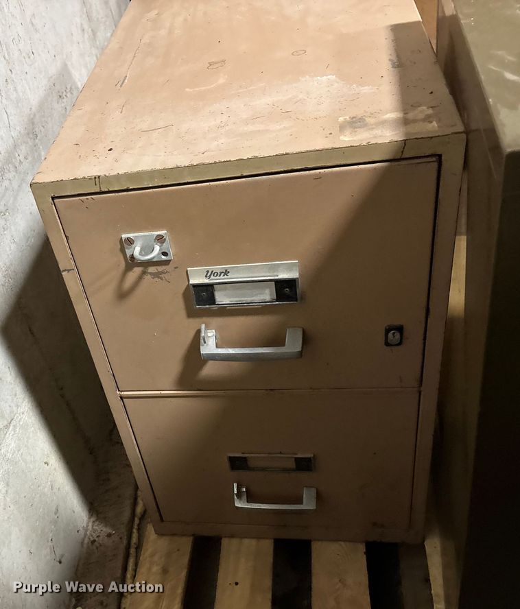 image for item EE4252 Office supplies