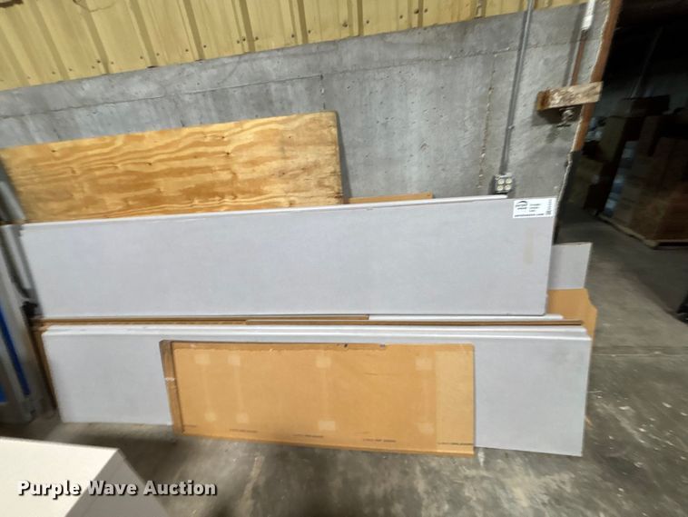 image for item EE4253 Approximately 21 laminate counter tops