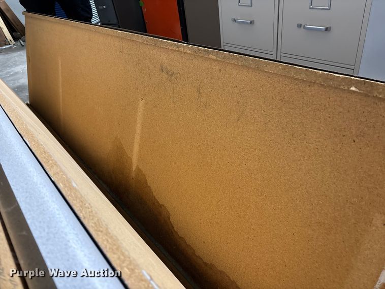 image for item EE4253 Approximately 21 laminate counter tops