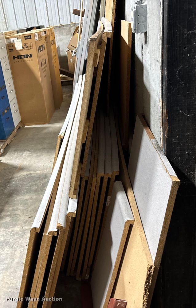 image for item EE4253 Approximately 21 laminate counter tops