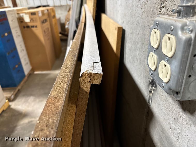 image for item EE4253 Approximately 21 laminate counter tops