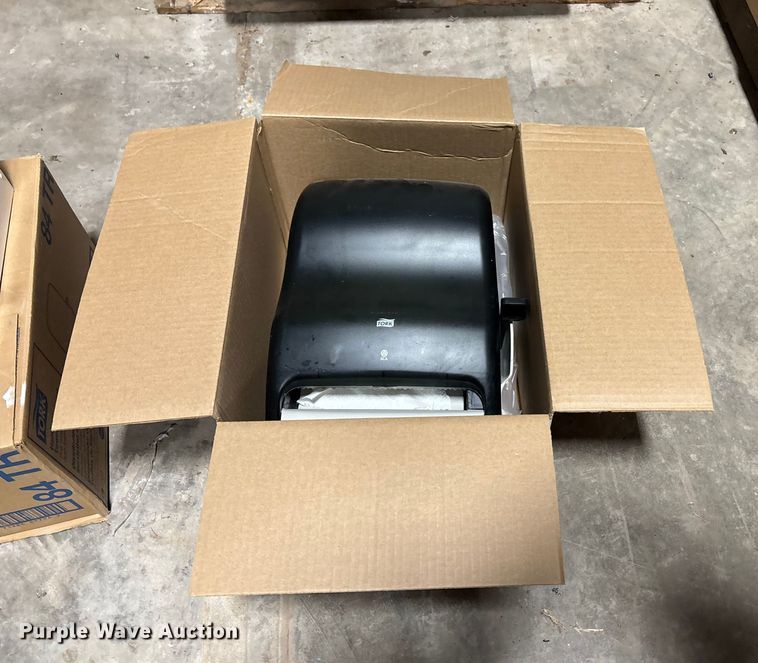 image for item EE4254 Approximately 38 paper towel dispensers 