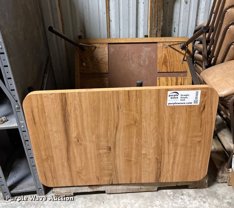 image for item EE4255 Furniture