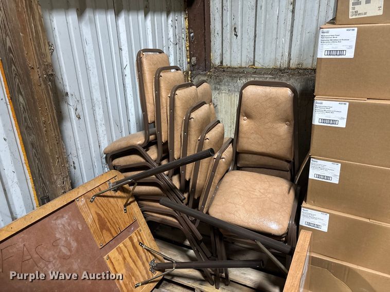 image for item EE4255 Furniture