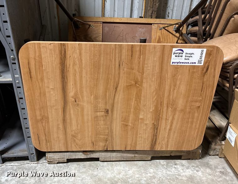 image for item EE4255 Furniture