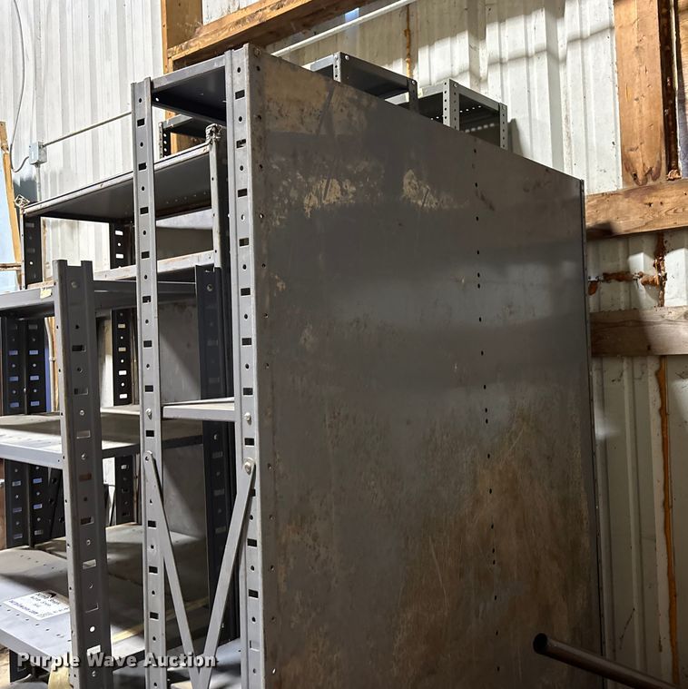 image for item EE4256 (5) storage shelves