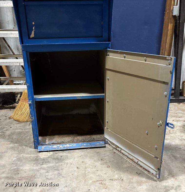 image for item EE4257 Drop box