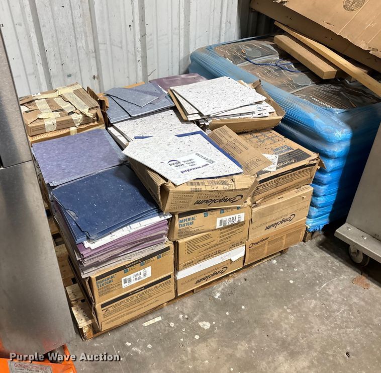 image for item EE4258 Approximately 1,200 vinyl tiles