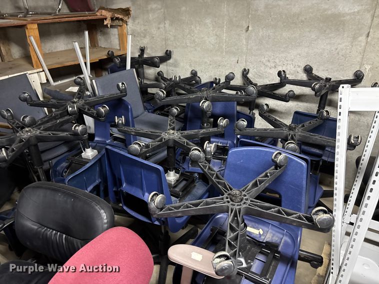 image for item EE4259 Approximately 50 chairs