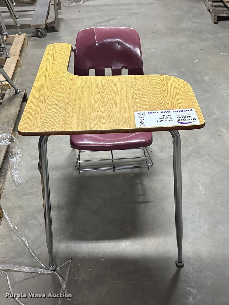 image for item EE4260 Approximately 30 desks