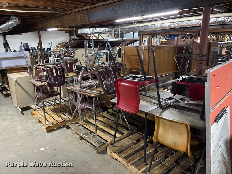 image for item EE4260 Approximately 30 desks