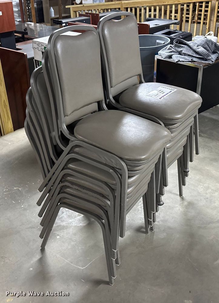 image for item EE4262 Approximately 60 chairs