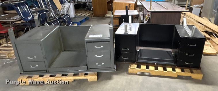 image for item EE4263 (2) desks