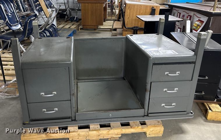 image for item EE4263 (2) desks