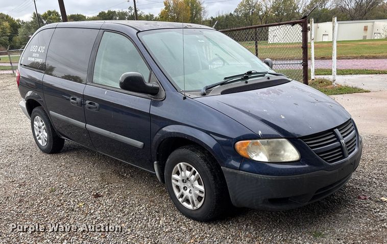 image for item EE4269 2005 Dodge Grand Caravan van