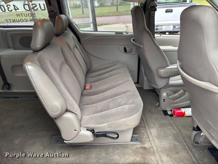 image for item EE4269 2005 Dodge Grand Caravan van