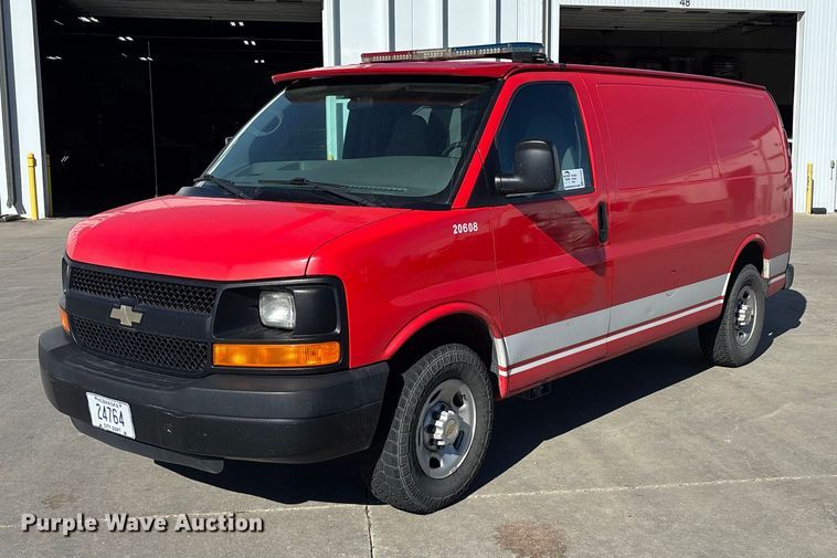 image for item EE4283 2004 Chevrolet Express 3500 van