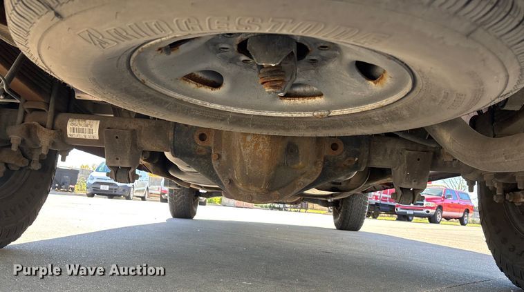 image for item EE4283 2004 Chevrolet Express 3500 van