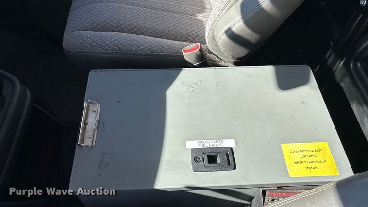 image for item EE4283 2004 Chevrolet Express 3500 van