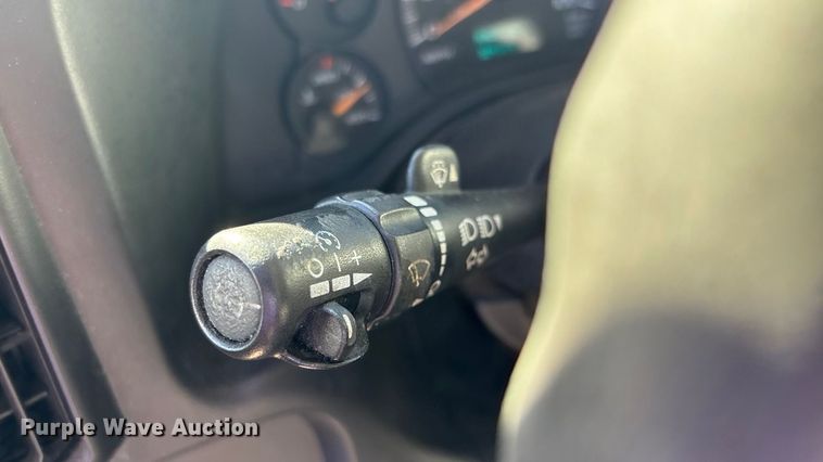 image for item EE4283 2004 Chevrolet Express 3500 van