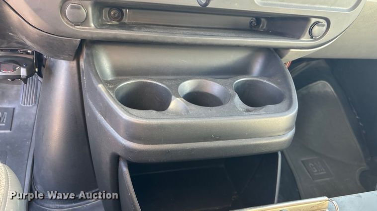 image for item EE4283 2004 Chevrolet Express 3500 van