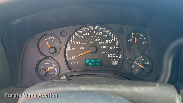 image for item EE4283 2004 Chevrolet Express 3500 van