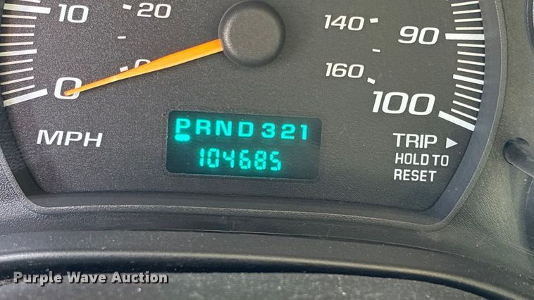 image for item EE4283 2004 Chevrolet Express 3500 van