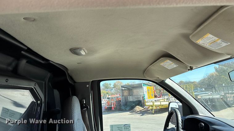 image for item EE4283 2004 Chevrolet Express 3500 van