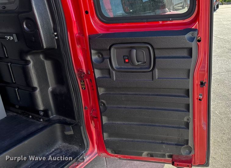 image for item EE4283 2004 Chevrolet Express 3500 van