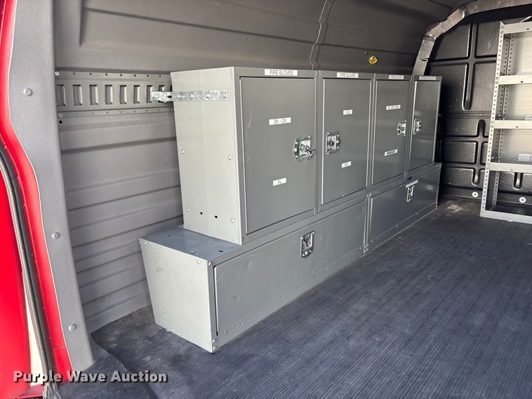 image for item EE4283 2004 Chevrolet Express 3500 van