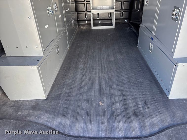 image for item EE4283 2004 Chevrolet Express 3500 van