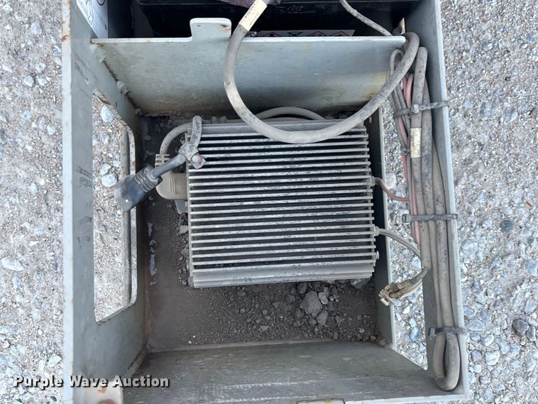 image for item EE4286 Sky Jack SJIII 3226 scissor lift