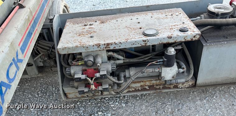 image for item EE4286 Sky Jack SJIII 3226 scissor lift