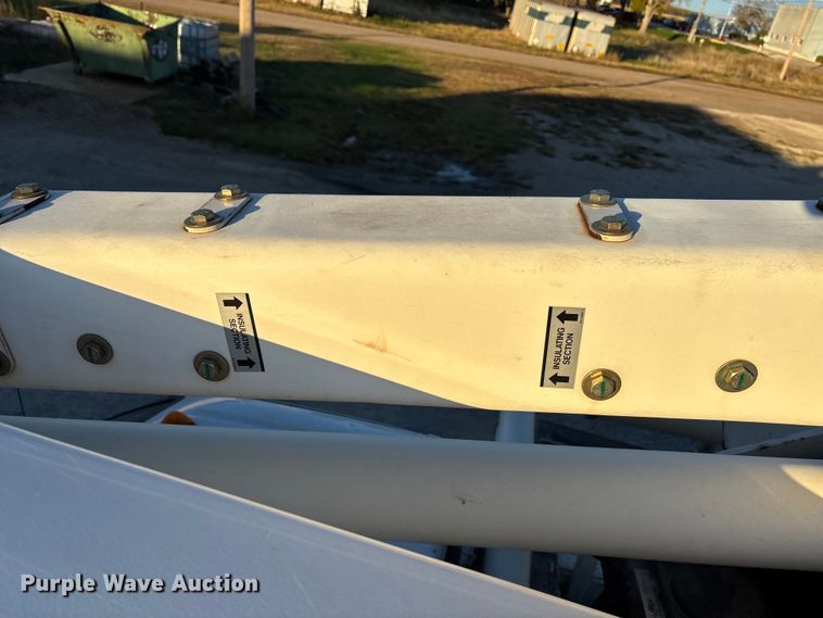 image for item EE4289 2012 Ford F550 bucket truck