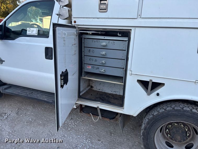 image for item EE4289 2012 Ford F550 bucket truck