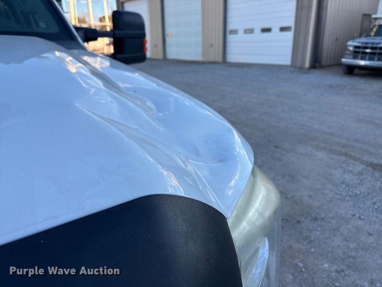 image for item EE4289 2012 Ford F550 bucket truck