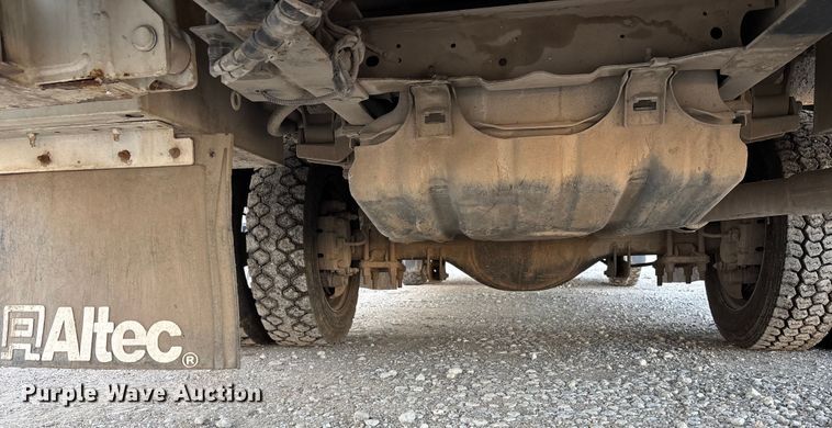 image for item EE4289 2012 Ford F550 bucket truck