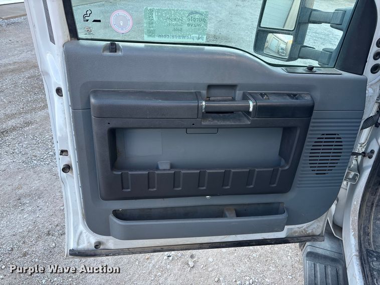 image for item EE4289 2012 Ford F550 bucket truck