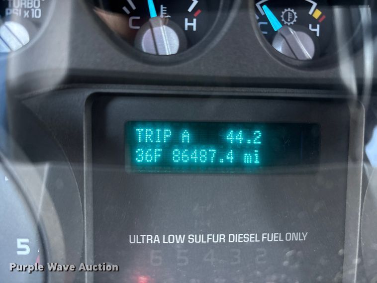 image for item EE4289 2012 Ford F550 bucket truck