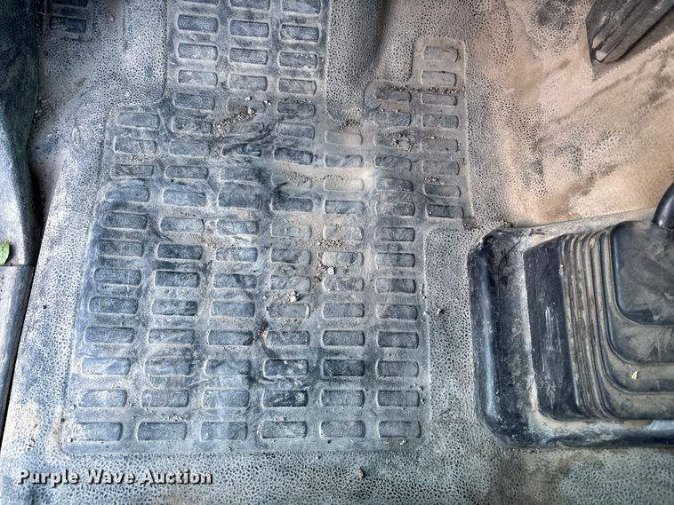 image for item EE4289 2012 Ford F550 bucket truck