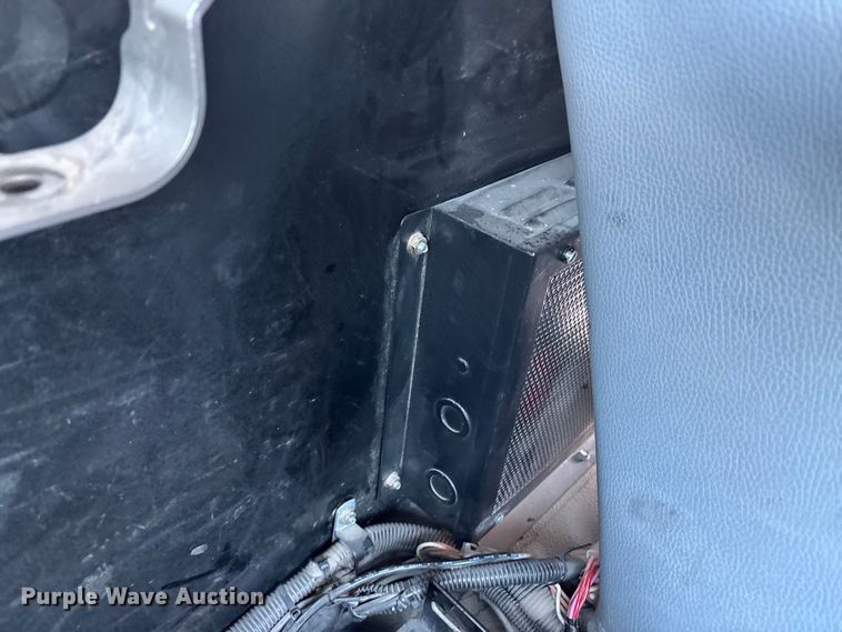 image for item EE4289 2012 Ford F550 bucket truck