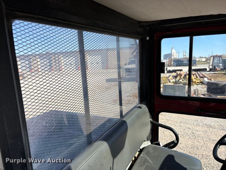 image for item EE4320 2007 Kawasaki Mule 3000 utility vehicle