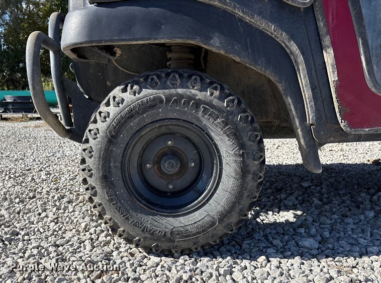 image for item EE4320 2007 Kawasaki Mule 3000 utility vehicle