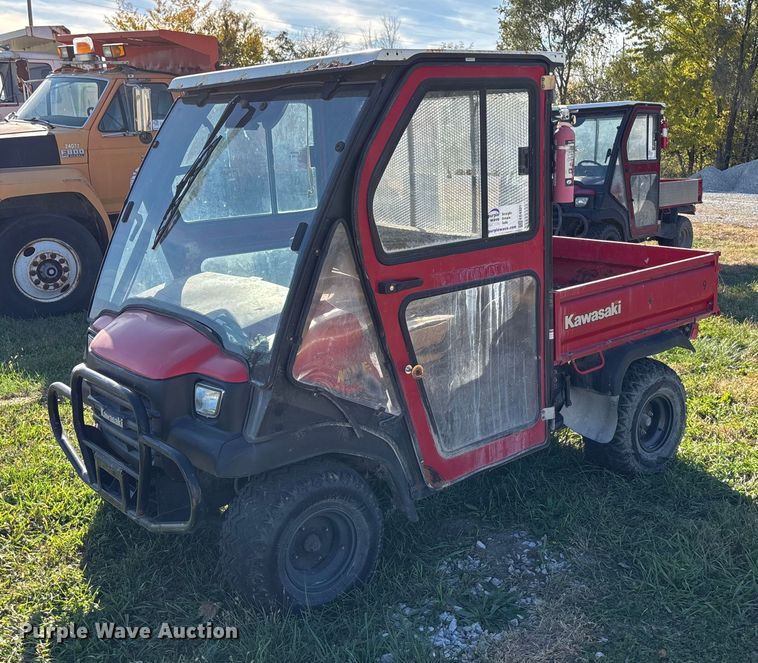 image for item EE4321 Kawasaki Mule 3000 utility vehicle