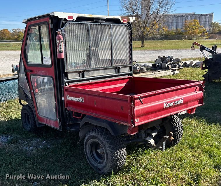 image for item EE4321 Kawasaki Mule 3000 utility vehicle