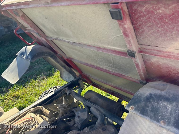 image for item EE4321 Kawasaki Mule 3000 utility vehicle